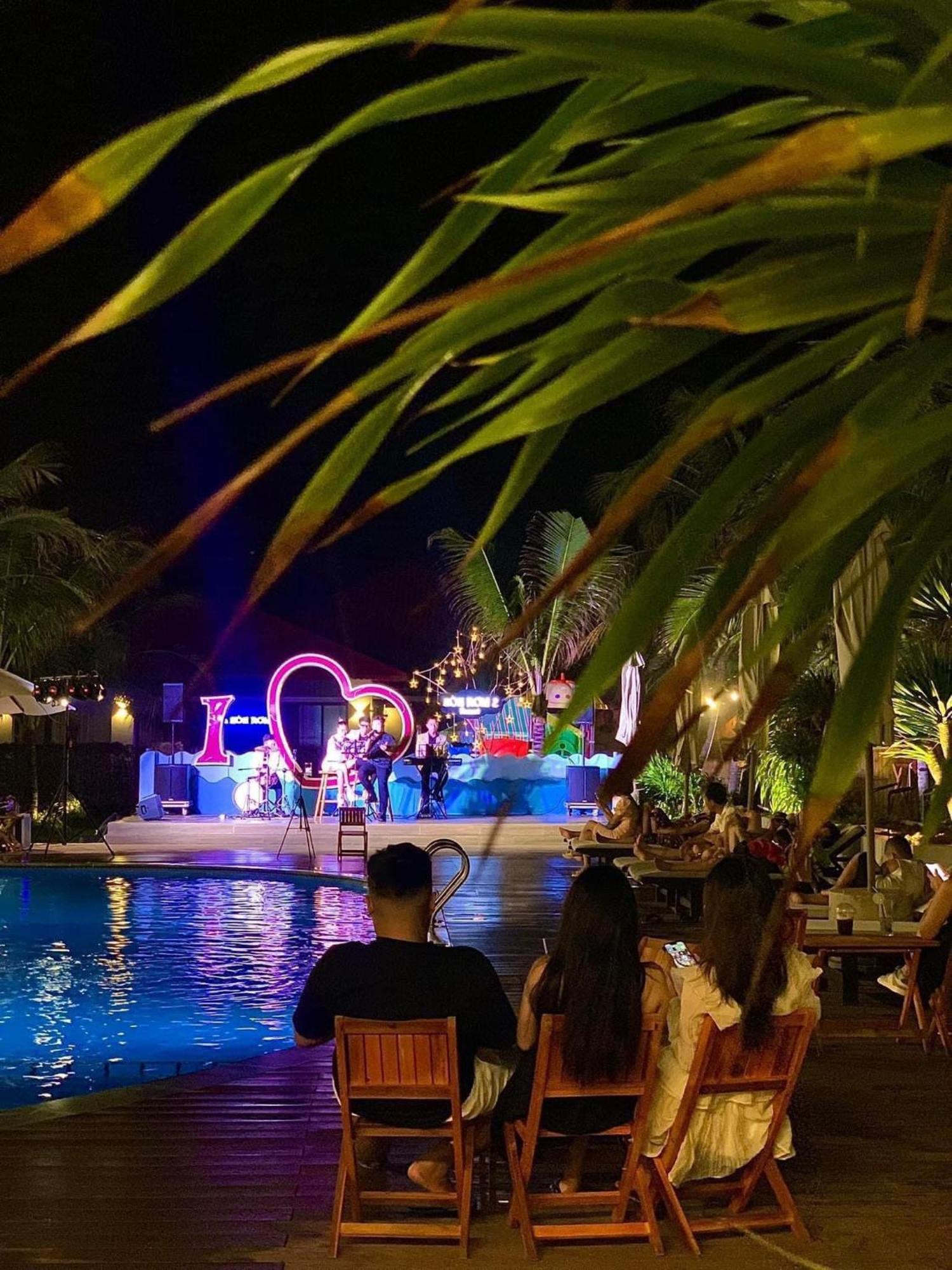 Hon Rom 2 Resort Mũi Né Buitenkant foto